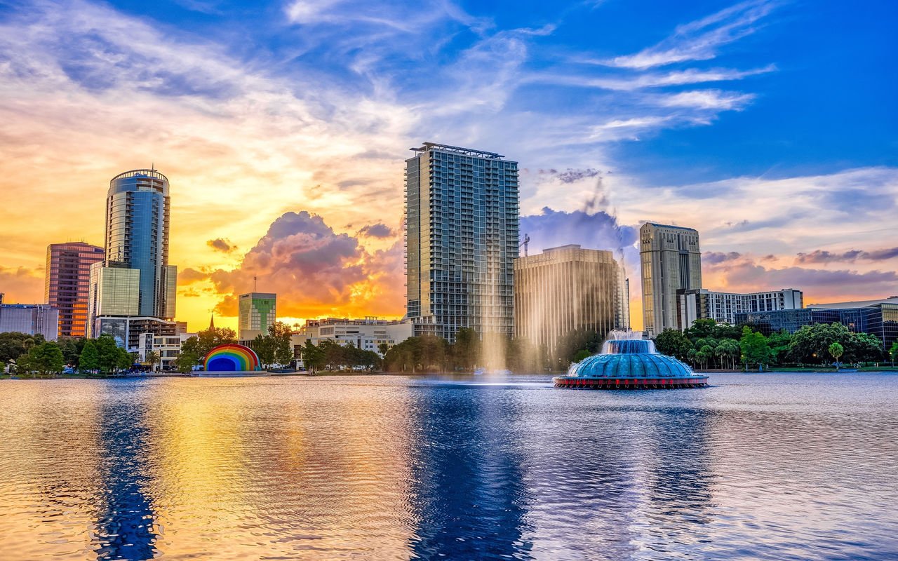 Melhor Época para Visitar Orlando: Clima, Férias e Promoções (2024/2025)