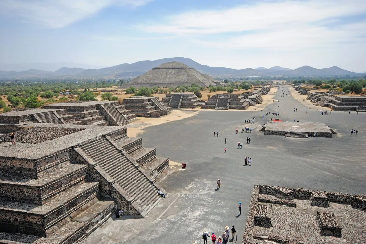 10 Experiências Únicas na Cidade do México que Vão Além do Turismo Tradicional