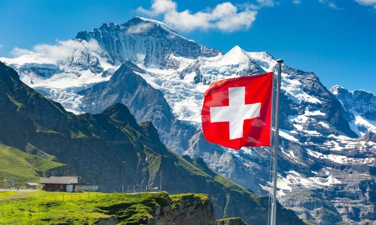 Cultura e Tradições da Suíça: Fondues, Relógios de Cuco e Vilas Alpinas Secretas