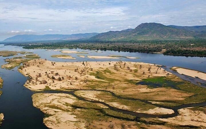 Viagem Econômica para a Zâmbia: Como Explorar o País sem Gastar Fortuna