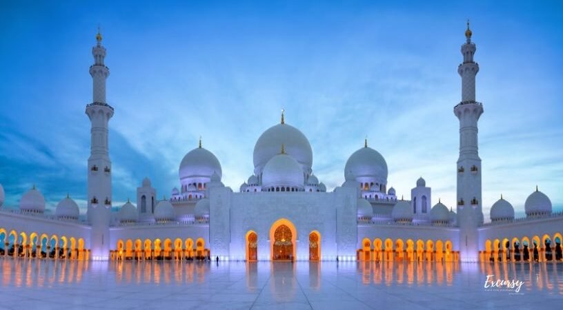 Cultura nos EAU: Tradições, Mesquitas e Mercados que Todo Viajante Deve Conhecer