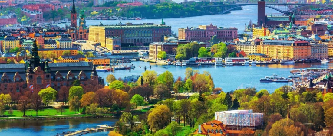 Cultura Sueca: Tradições, Design e Costumes que Todo Viajante Deve Conhecer